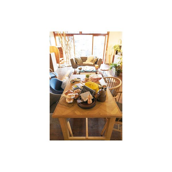クーパス ダイニングテーブル （ヘリンボーン 135cm）
